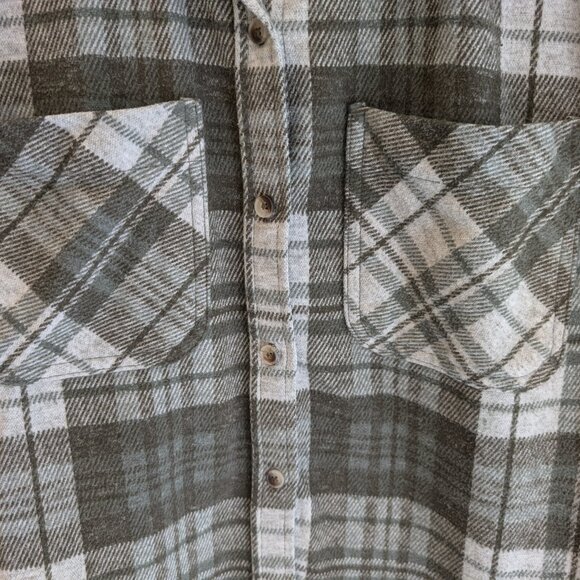Beach Lunch Lounge Collection Flannel – XS Green & White Plaid - Picture 3 of 6